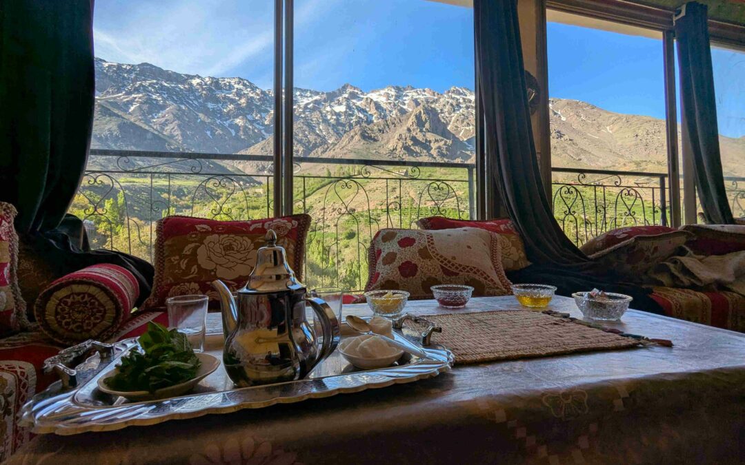 The Hidden Language of Moroccan Mint Tea: Rituals Every Traveler Notices but Few Understand